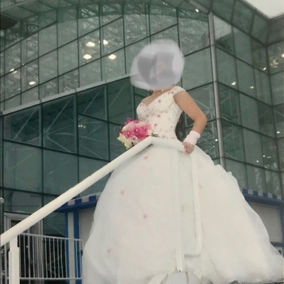 pink/white off-shoulder quinceanera ball dress - Picture 12 of 16